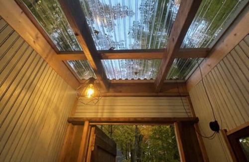 Le Roy Cabin | Escape to Gabriel's Cabin in the Woods - 10/10 Guest Rated