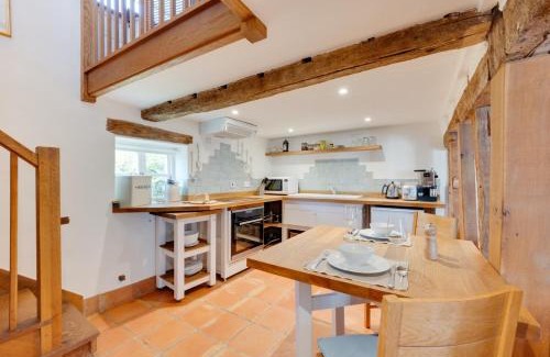 Walsham-le-Willows House | Gabriels Place: Family-Friendly Retreat with Pet Amenities