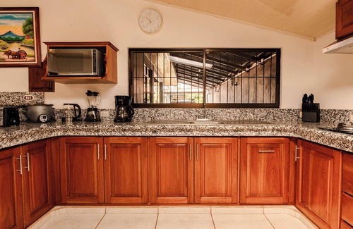Barrio Pilo House | Gaby's Home In La Fortuna, Arenal Volcano