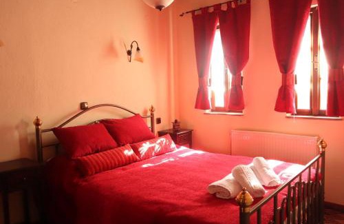 Aghios Athanasios House | Pet-Friendly Gaea Mont Chalet with High Guest Ratings
