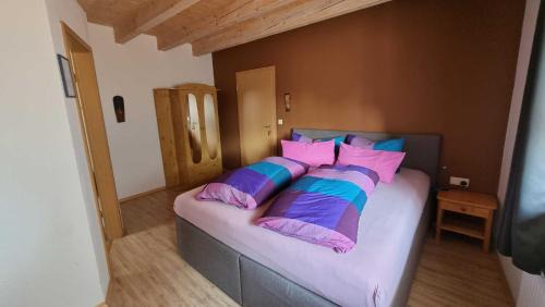 Rust Hotel | Guest Rated 9.1: Gaestehaus Gravell with Pool & Family Fun