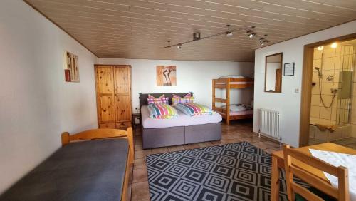 Rust Hotel | Guest Rated 9.1: Gaestehaus Gravell with Pool & Family Fun