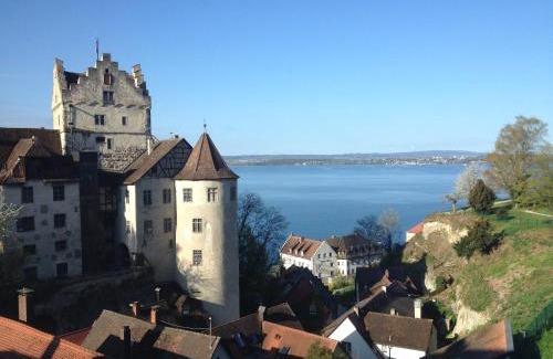 Meersburg House | Family-Friendly Gaestehaus Seliger with Kitchen Amenities