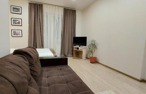 Nizhny Novgorod Apartment | Top-Rated Gagarinskiye Vysoty with Breakfast & Hot Tub