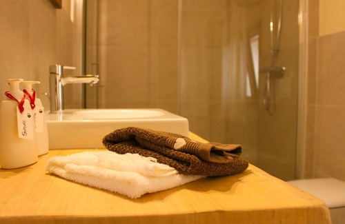 Miane House | Family-Friendly Retreat at Gai de Sora with Breakfast Included