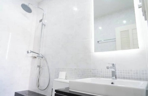 Sa Khu House | Experience Gaia House: Child-Friendly Stay Near Naiyang Beach