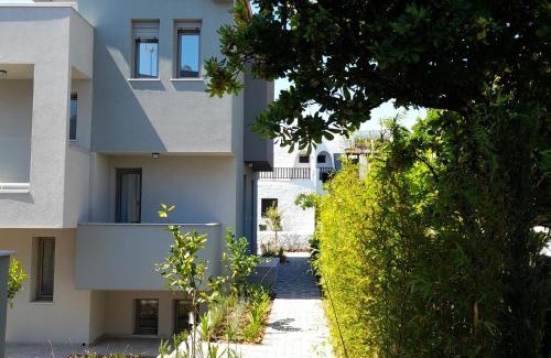 Nea Propontida House | Family-Friendly GAIA MAISONETTES with Top Guest Ratings