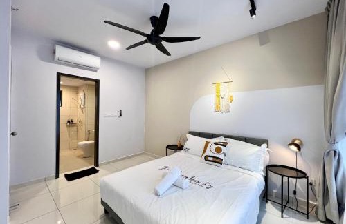 Bangsar South Apartment | Relax at Gaia Residence, Gamuda Gardens - 4-Star Family Getaway