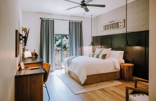 Wimberley House | Gaines Ranch on the Square | 5 Boutique Suites | Walkable Wimberley Stay