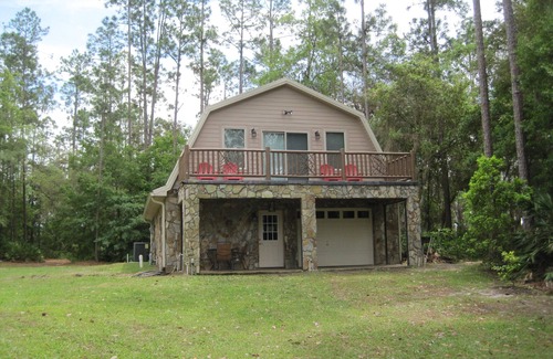 Hawthorne House | Lakefront Home with Pool & Kayaks in Gainesville Area