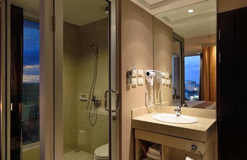 Pontianak Hotel | Budget-Friendly Gajahmada Avara Boutique Hotel with Breakfast