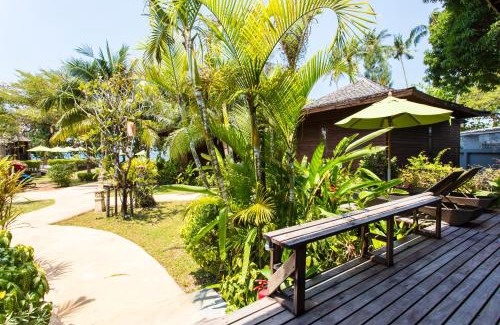 Ko Chang Resort | Relaxing GajaPuri Resort Koh Chang with Pool & Private Beach