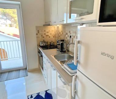Bozava Apartment | Gajeta Residence Božava: Oceanfront Bliss with 9.8 Rating
