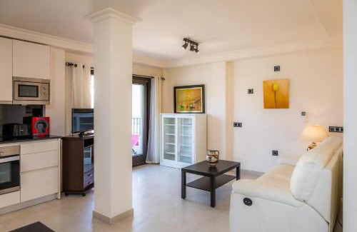Cala Ratjada Apartment | Ideal Gala Hotel: Family-Friendly Retreat with Great Ratings