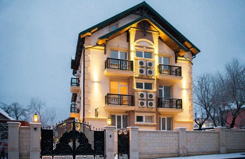Truskavets Hotel | Pet-Friendly Galant Hotel: Guest Rated 9.4/10 Awaits You