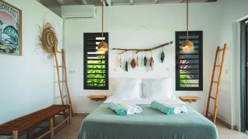 Grand-Bourg Villa | Galanterie: Oceanfront Bliss with Top Amenities & 9.1 Rating