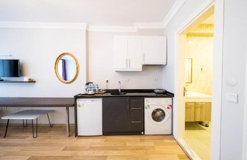 Galata Hotel | Top-Rated Galata Twelve Hotel with Family-Friendly Amenities