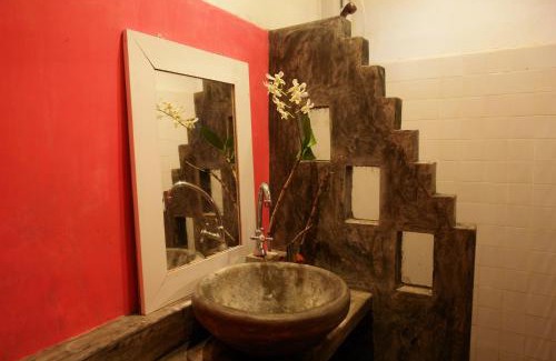 Unawatuna Hotel | Scenic Galawatta Beach Resort with Oceanfront Amenities