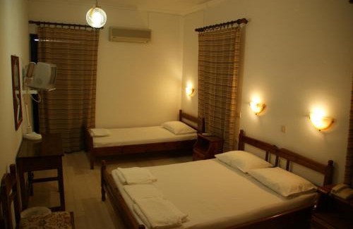 Moudros House | Galazio Limani - Family-Friendly Rooms with Breakfast Included