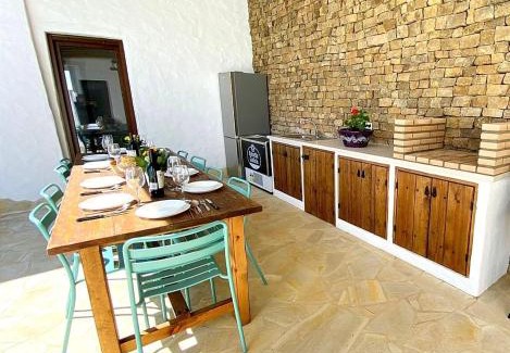 Chiclana de la Frontera Villa | Oceanfront Paradise at GALDANA - 4 Star with Pool & Views