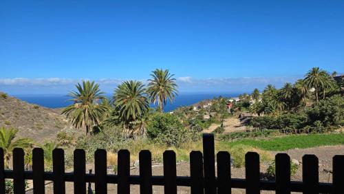 Alojera Ski Chalet | Galeón Ossorio: Breathtaking Oceanfront Views Await