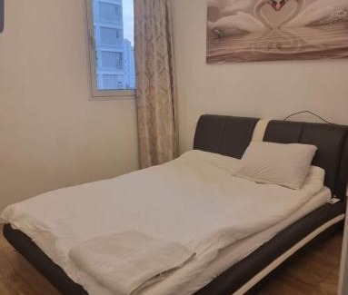 Netanya Apartment | Family-Friendly Stay at Galei Hayam Netanya, Rated 10/10