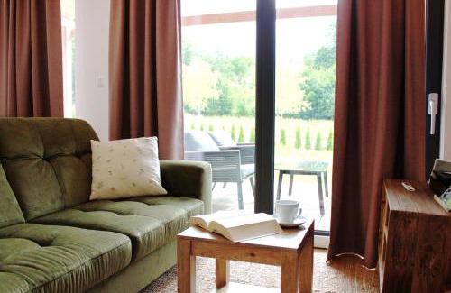 Stronie Slaskie House | Unforgettable Stay at Galena i Gnejs with Hot Tub & Fireplace