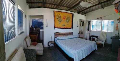 Galerazamba House | Pet-Friendly Galerazambahostal with Oceanfront Spa & Views