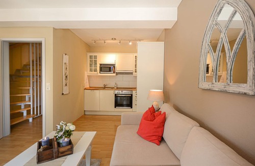 Ueberlingen Apartment | Cozy Galeriewohnung Komfort: Guest Rated 9.8 with Breakfast