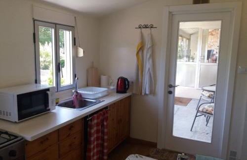 Loureiro Apartment | Pet-Friendly Galician Retreat: Family-Approved Getaway