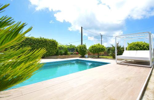 Carracido Villa | Villa Marianina: Relaxing Poolside Retreat for Families