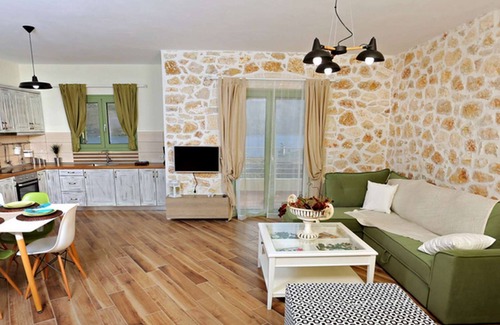 Igoumenitsa House | Galini Villa: Poolside Retreat for 8 with Scenic Views