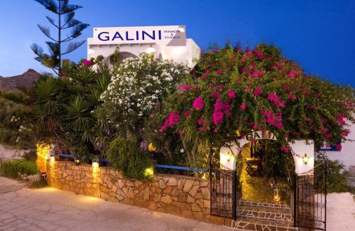 Ios Town Apartment | Oceanfront Galini Pension: Family-Friendly Getaway Awaits