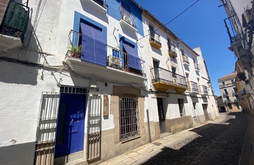 San Juan House | Discover GALLEGOS16: Pet & Child Friendly Retreat