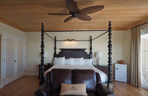 Marathon Hotel | Galleon Suite at Grassy Flats Resort