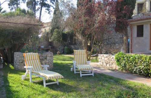 Sant Marti d'Empuries House | Oceanfront Bliss at Galliner with Pool and Fireplace