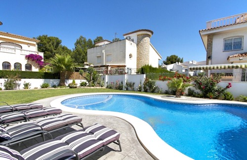 Miami Platja Villa | Beachfront Villa with Pool, Free WiFi & Perfect 10 Rating