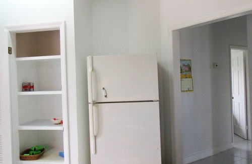 Clarence Town House | Galloway Beach House: Family-Friendly Retreat with Kitchen