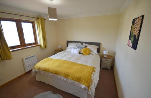 Fort William House | Gallunach House: Family-Friendly Retreat with High Ratings
