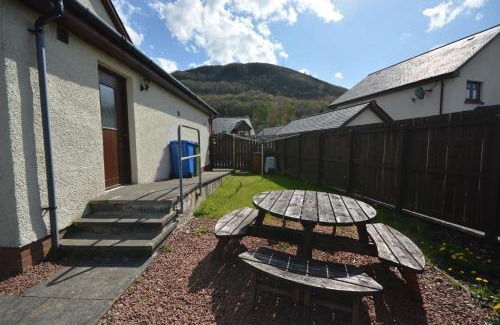Fort William House | Gallunach House: Family-Friendly Retreat with High Ratings