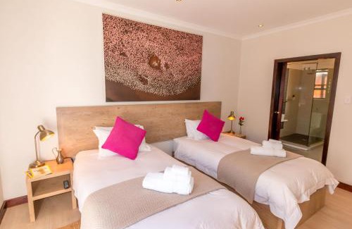 Windhoek Bed & Breakfast | Discover Galton House: 4-Star Haven with Pool & Dining