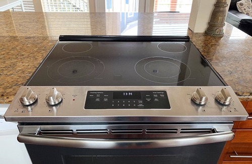 Galveston House | Ocean View Galveston Home: Guest Rated 9.8, Pet Friendly
