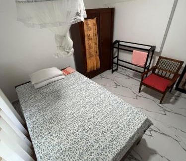 Matara House | Cozy Gamage Stay Madiha: Pet-Friendly with Breakfast & Kitchen