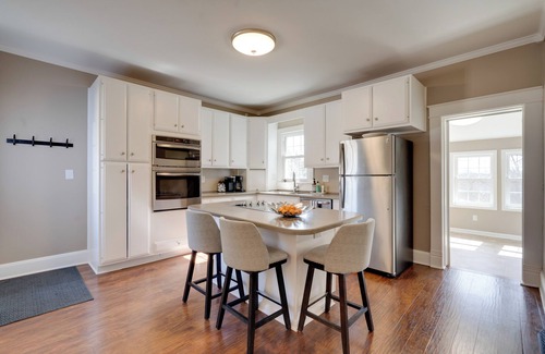 Gambier House | Gambier Vacation Rental: 10/10 Rated Near Mt Vernon!