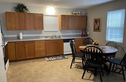 Pendleton House | Unforgettable Game Day Getaway Near Green Pond Tournaments