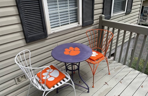 Pendleton House | Unforgettable Game Day Getaway Near Green Pond Tournaments
