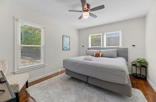 Central Arlington House | Game Day Getaway