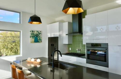 Central East Austin Apartment | Inviting Downtown Penthouse with Rooftop and Fire Pit