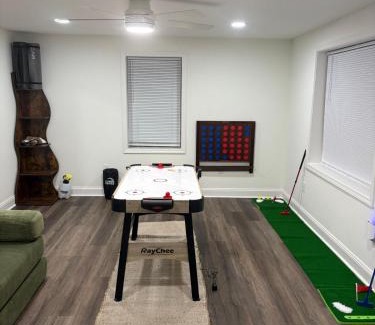 Athens House | Game Day Ready! 2 King Beds Near UGA & DT