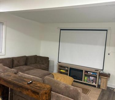 Athens House | Game Day Ready! 2 King Beds Near UGA & DT